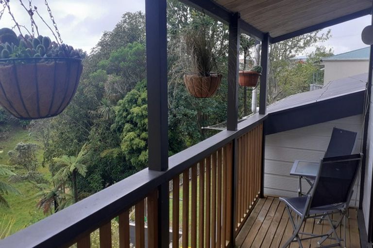 Photo of property in 8 Pararewa Drive, Whalers Gate, New Plymouth, 4310