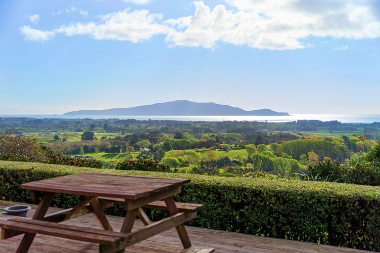 Photo of property in 227 Huia Street, Waikanae, 5391