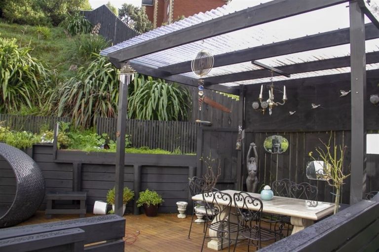 Photo of property in 10 Claverton Grove, Churton Park, Wellington, 6037