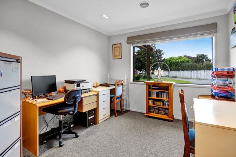 Photo of property in 112b Princess Street, Waitara, 4383