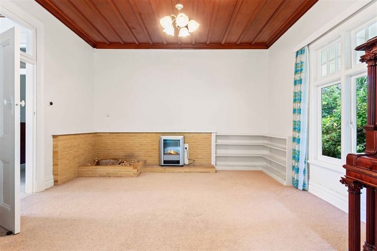 Photo of property in 119 Main Road, Governors Bay, Lyttelton, 8971