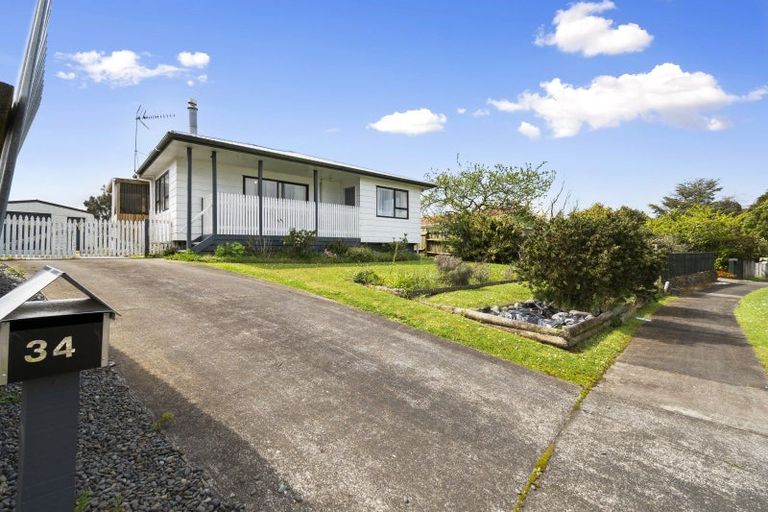 Photo of property in 34 Barton Street, Marton, 4710