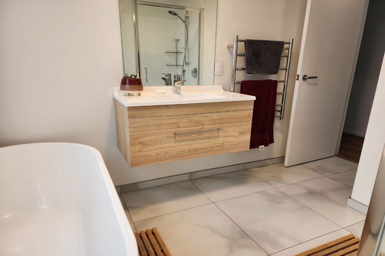 Photo of property in 52a Dillon Drive, Bell Block, New Plymouth, 4312