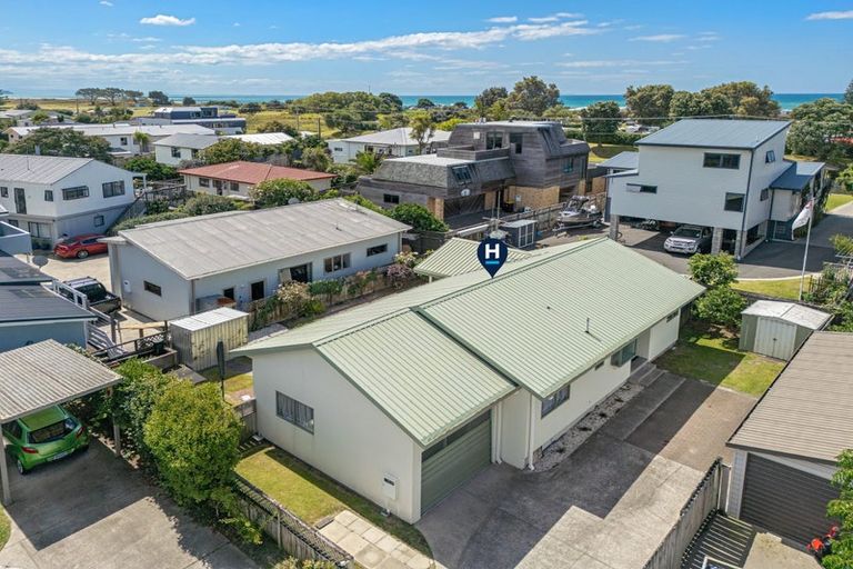 Photo of property in 44b Percy Road, Papamoa Beach, Papamoa, 3118