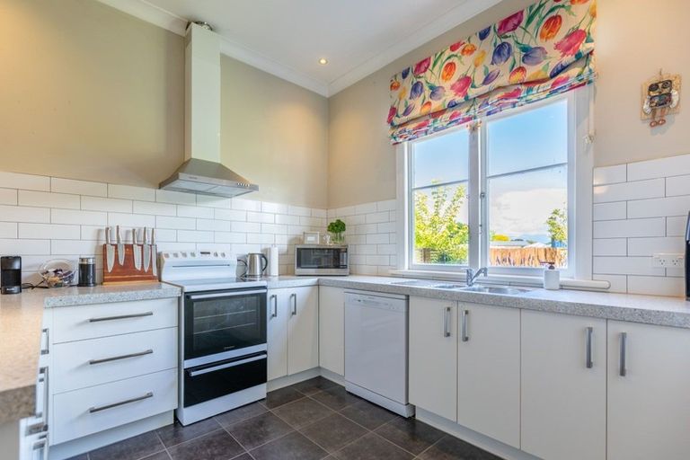 Photo of property in 13 Owen Street, Tikokino, Waipawa, 4273