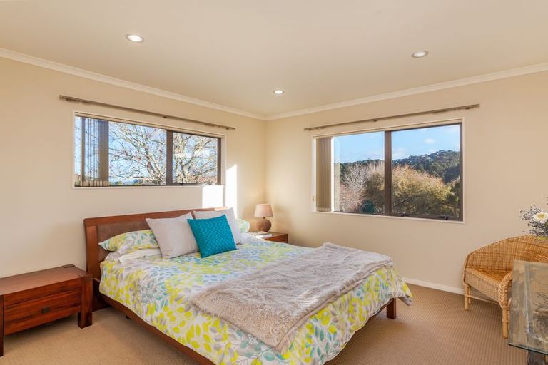 Property details for 50 Landing Road, Titirangi, Auckland, 0604