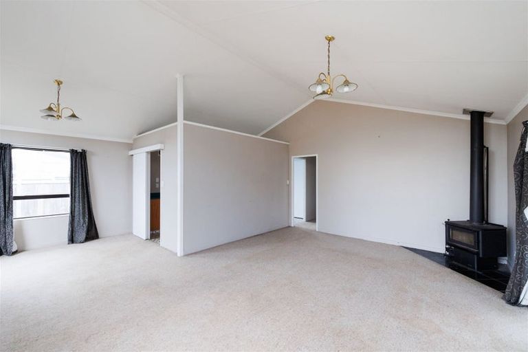Photo of property in 8 Coromandel Court, Roslyn, Palmerston North, 4414