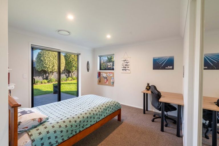 Photo of property in 36 Kinsella Crescent, Aidanfield, Christchurch, 8025