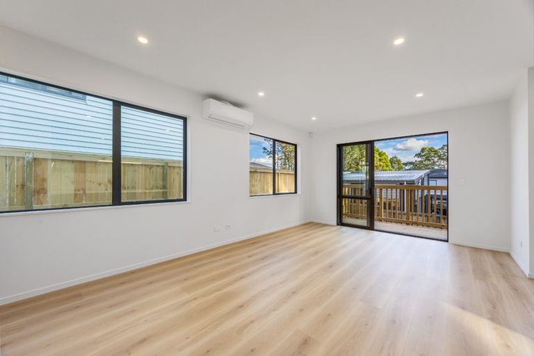 Photo of property in 7 Endurance Rise, Orewa, 0931