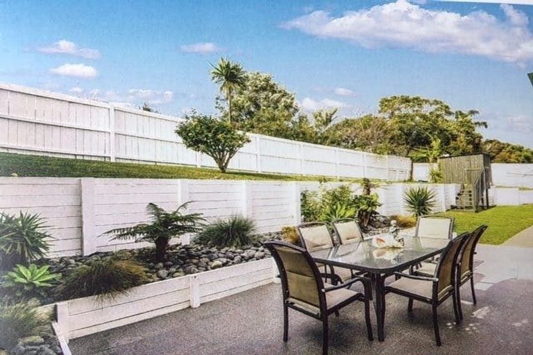 Photo of property in 36 Santa Ana Drive, Dannemora, Auckland, 2016