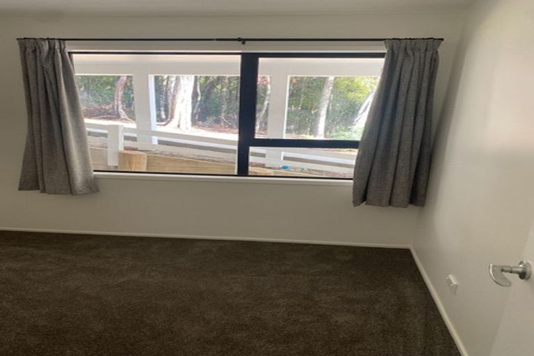 Photo of property in 2/36 Anne Mclean Drive, Bayview, Auckland, 0629