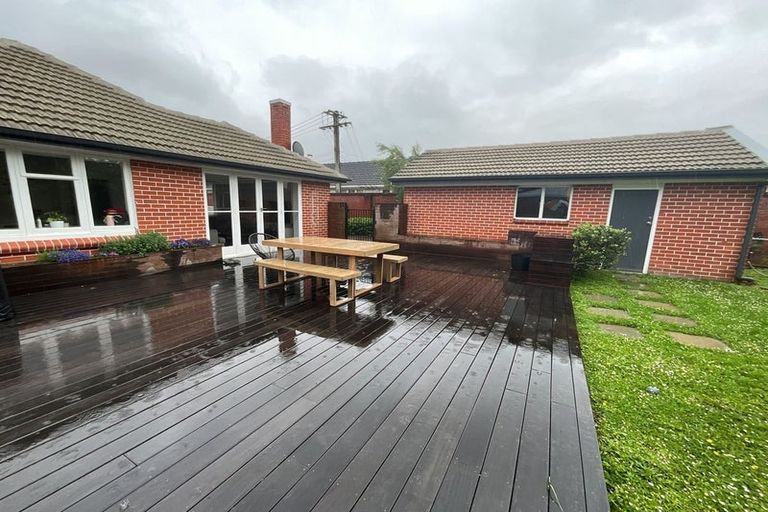 Photo of property in 5 Huia Grove, Elderslea, Upper Hutt, 5018