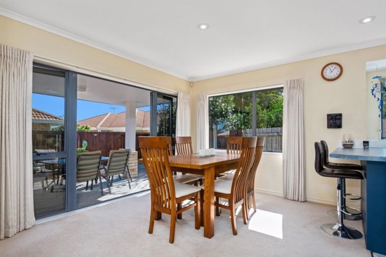 Photo of property in 28 Stableford Drive, Pyes Pa, Tauranga, 3112