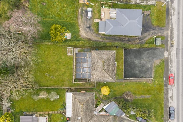 Photo of property in 301 Main South Road, Green Island, Dunedin, 9018