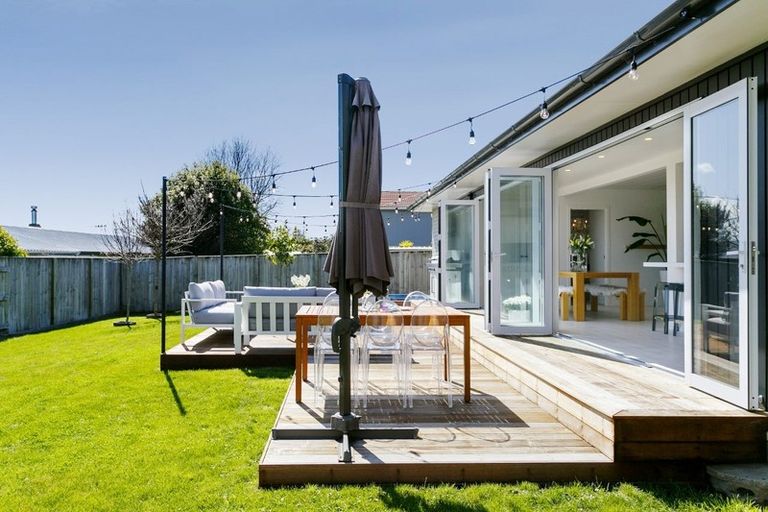 Photo of property in 25 Richmond Avenue, Richmond Heights, Taupo, 3330