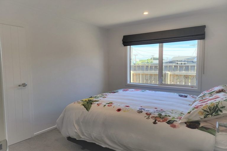 Photo of property in 18 Marine Parade South, Foxton Beach, Foxton, 4815