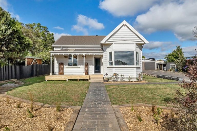 Photo of property in 143 Portia Street, Stratford, 4332