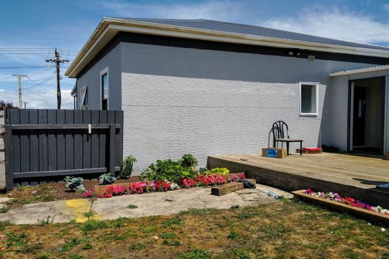 Photo of property in 18 Swiss Avenue, Gonville, Whanganui, 4501