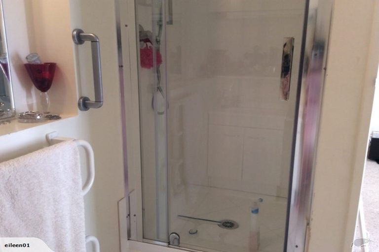 Photo of property in 1/14 Beatrice Avenue, Hillcrest, Auckland, 0627