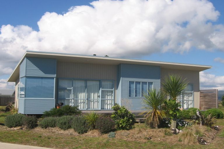 Photo of property in 154 The Fairway, Matarangi, Whitianga, 3592