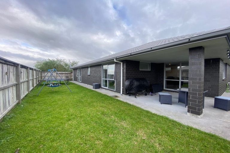 Photo of property in 19 Richardson Road, Omokoroa, 3114