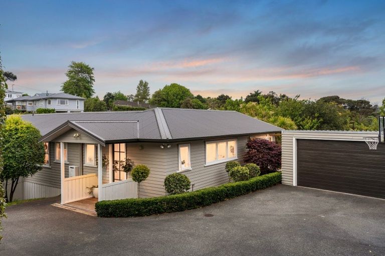 Photo of property in 6 Norglen Lane, Riverhead, 0820