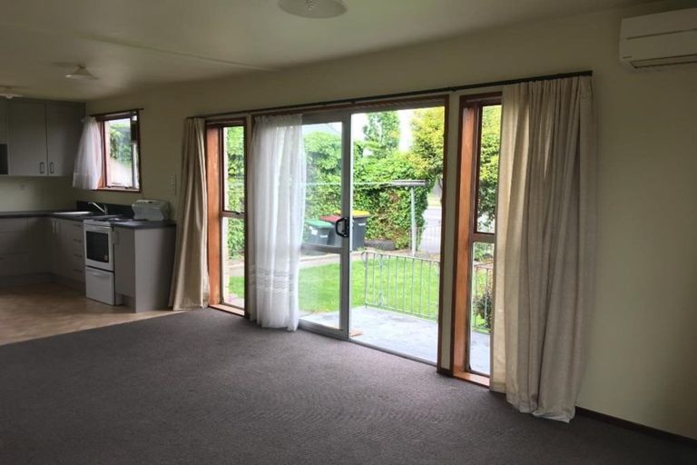 Photo of property in 1/778 Main North Road, Belfast, Christchurch, 8051