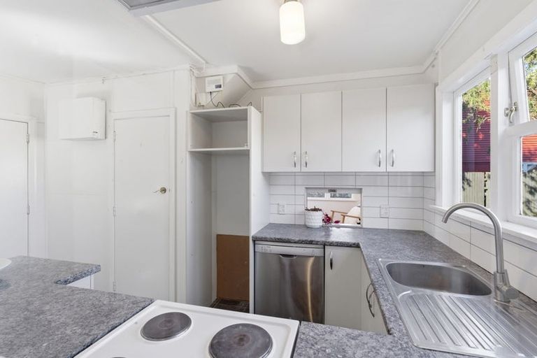 Photo of property in 23 Guildford Street, Burnside, Christchurch, 8053