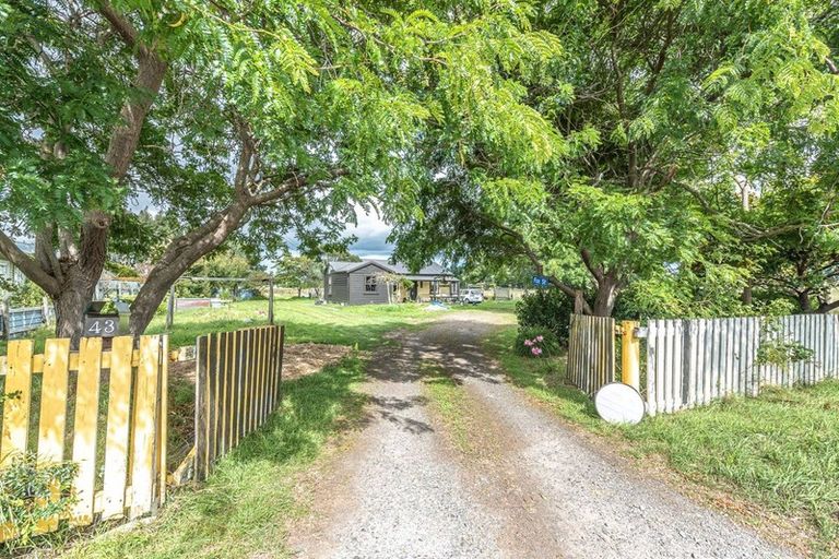 Photo of property in 43 Flower Street, Bulls, 4818