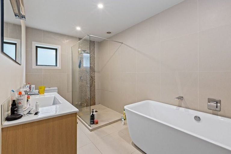 Photo of property in 26 Hawaiian Parade, Arkles Bay, Whangaparaoa, 0932