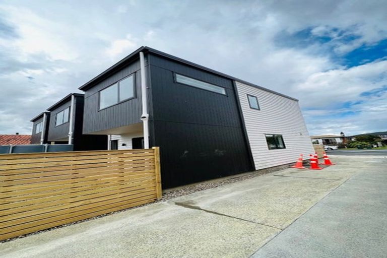 Photo of property in 2/228 Shirley Road, Papatoetoe, Auckland, 2025