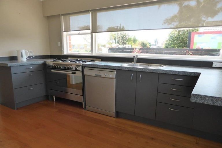 Photo of property in 53 Myres Street, Otumoetai, Tauranga, 3110