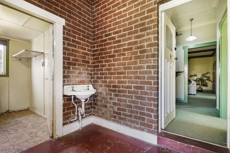 Photo of property in 177 River Road, Hamilton East, Hamilton, 3216