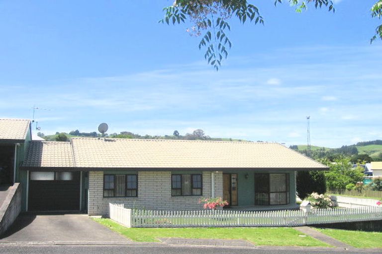 Photo of property in 2 Saint Lukes Crescent, Te Kuiti, 3910