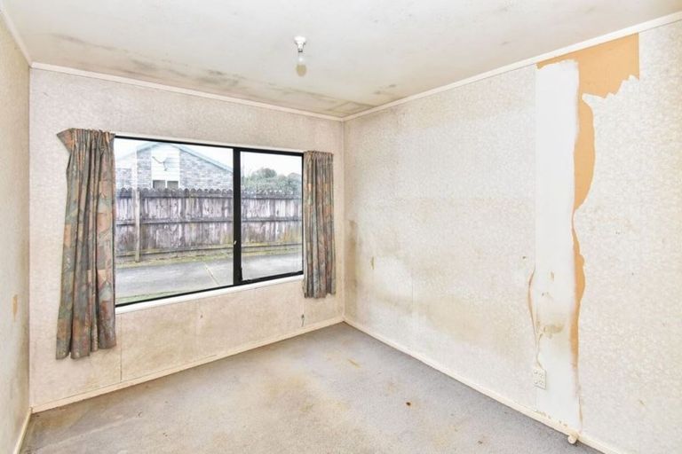 Photo of property in 27 Horlicks Place, Randwick Park, Auckland, 2105