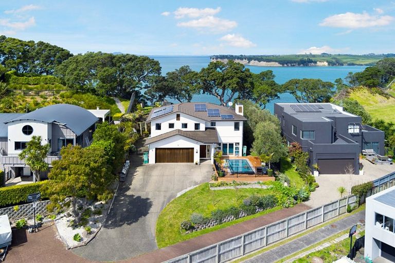Photo of property in 16 Palm Cove, Arkles Bay, Whangaparaoa, 0932