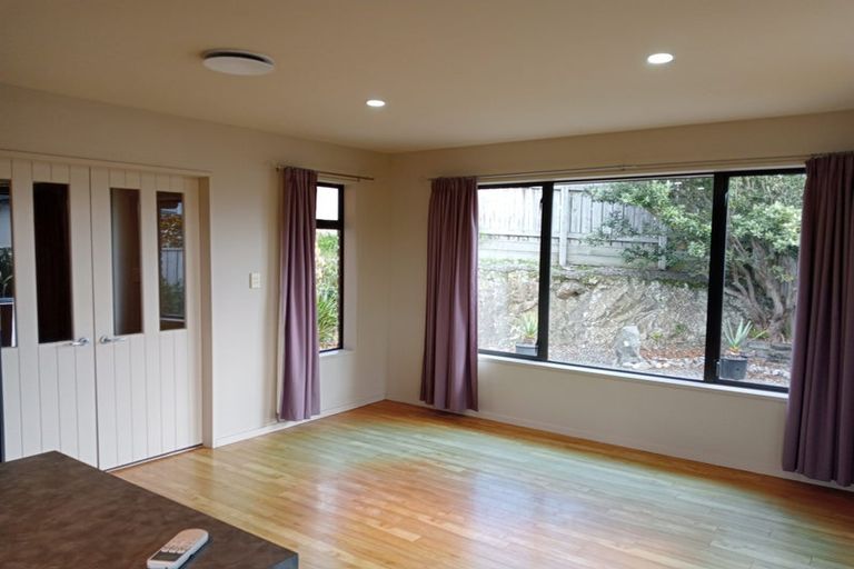 Photo of property in 22 Aotea Drive, Aotea, Porirua, 5024