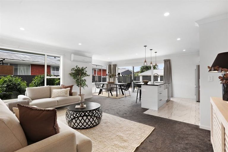 Photo of property in 4 Shaftesbury Street, Avonhead, Christchurch, 8042