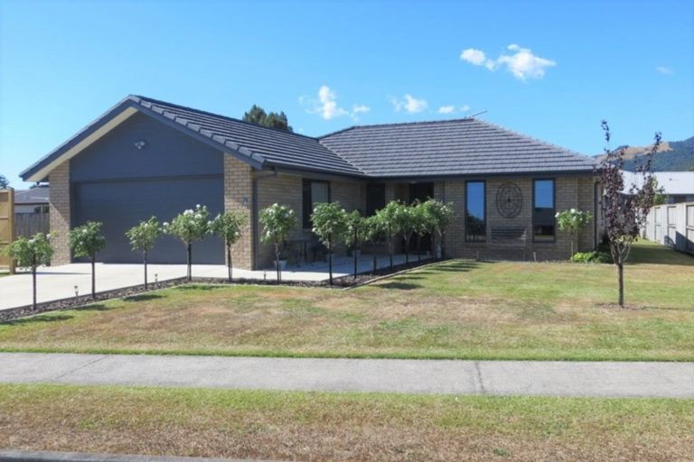 Photo of property in 8 Sundale Drive, Te Aroha, 3320