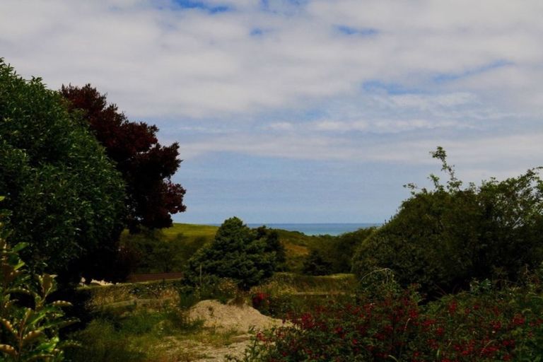 Photo of property in 2 Maude Street, South Hill, Oamaru, 9400