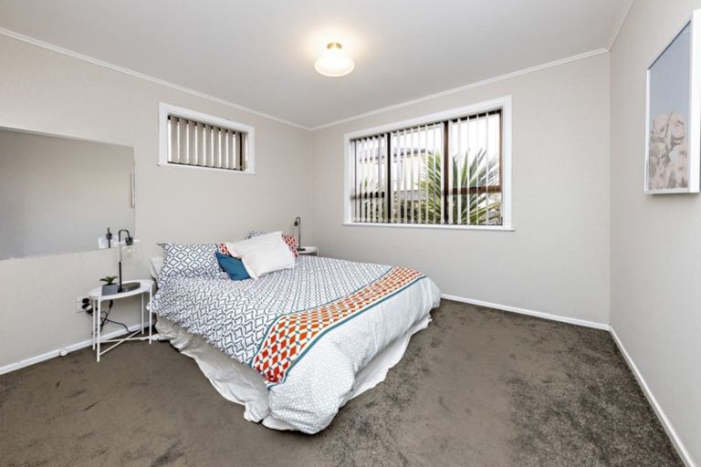 Photo of property in 13 Jenkins Place, Manurewa East, Auckland, 2102