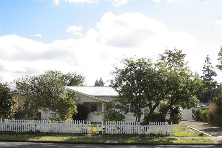 Photo of property in 606 Nelson Street North, Hastings, 4122