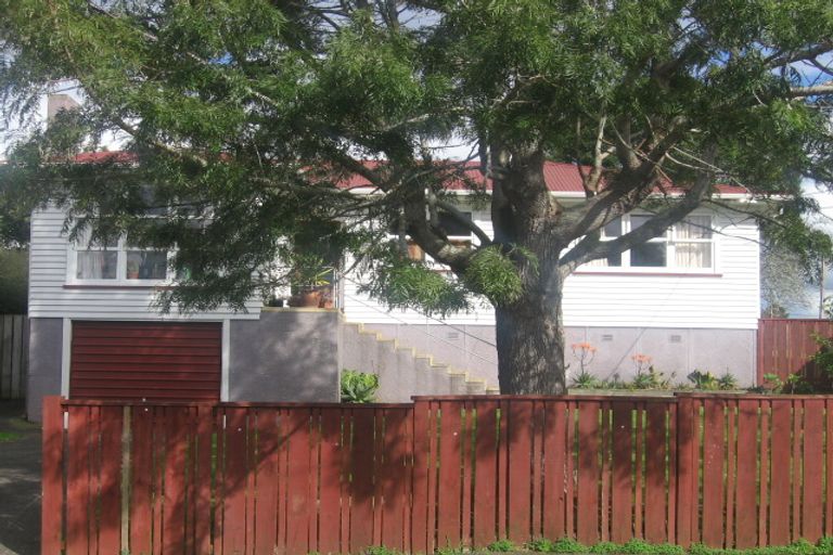 Photo of property in 17 Taraire Crescent, Otangarei, Whangarei, 0112