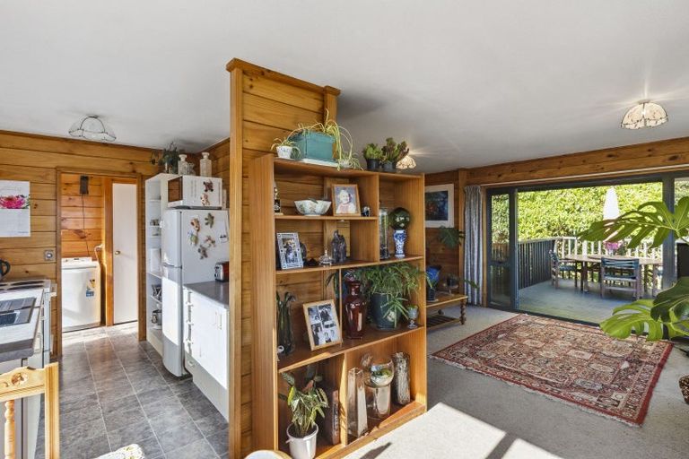 Photo of property in 240 Huia Street, Waikanae, 5391