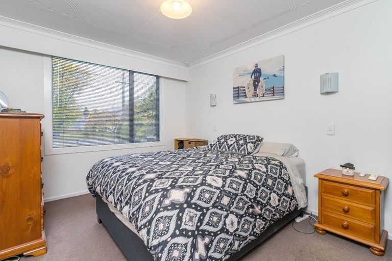 Photo of property in 54 Dryden Street, Milton, 9220