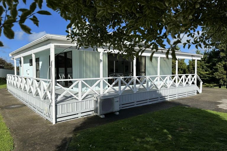 Photo of property in 205 Bridge Street, Eltham, 4322