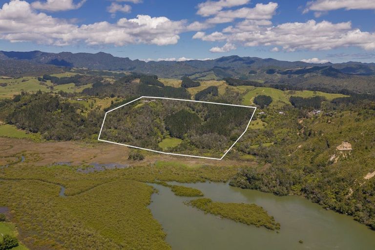 Photo of property in 92 Comers Road, Kaimarama, Whitianga, 3591
