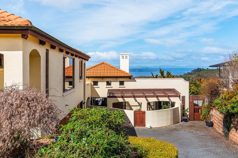 Photo of property in 47 Wakeman Road, Acacia Bay, Taupo, 3330