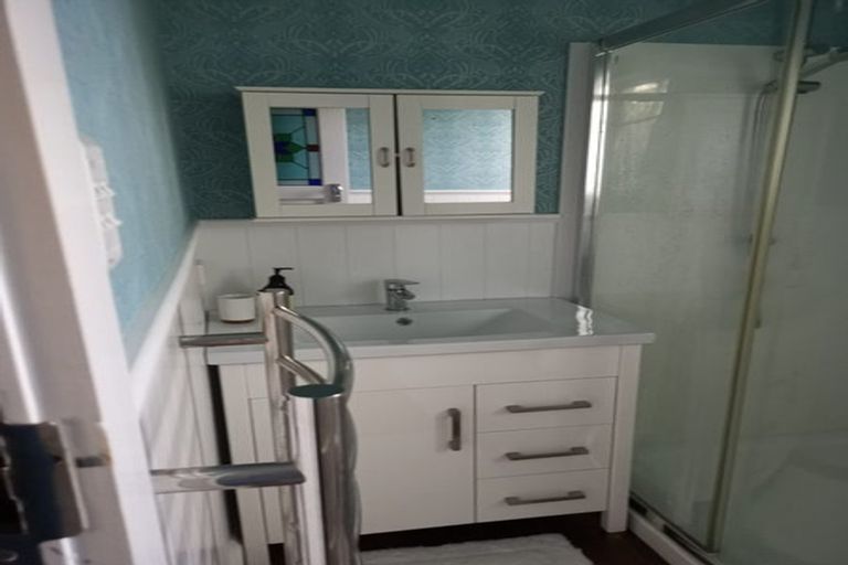 Photo of property in 47a Lake Road, Devonport, Auckland, 0624