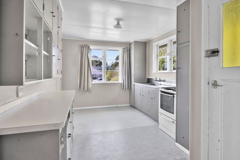 Photo of property in 82 Glenpark Avenue, Frankleigh Park, New Plymouth, 4310